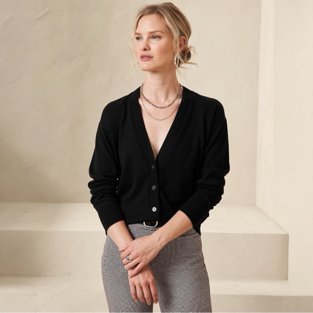NWT Banana Republic Forever Cardigan